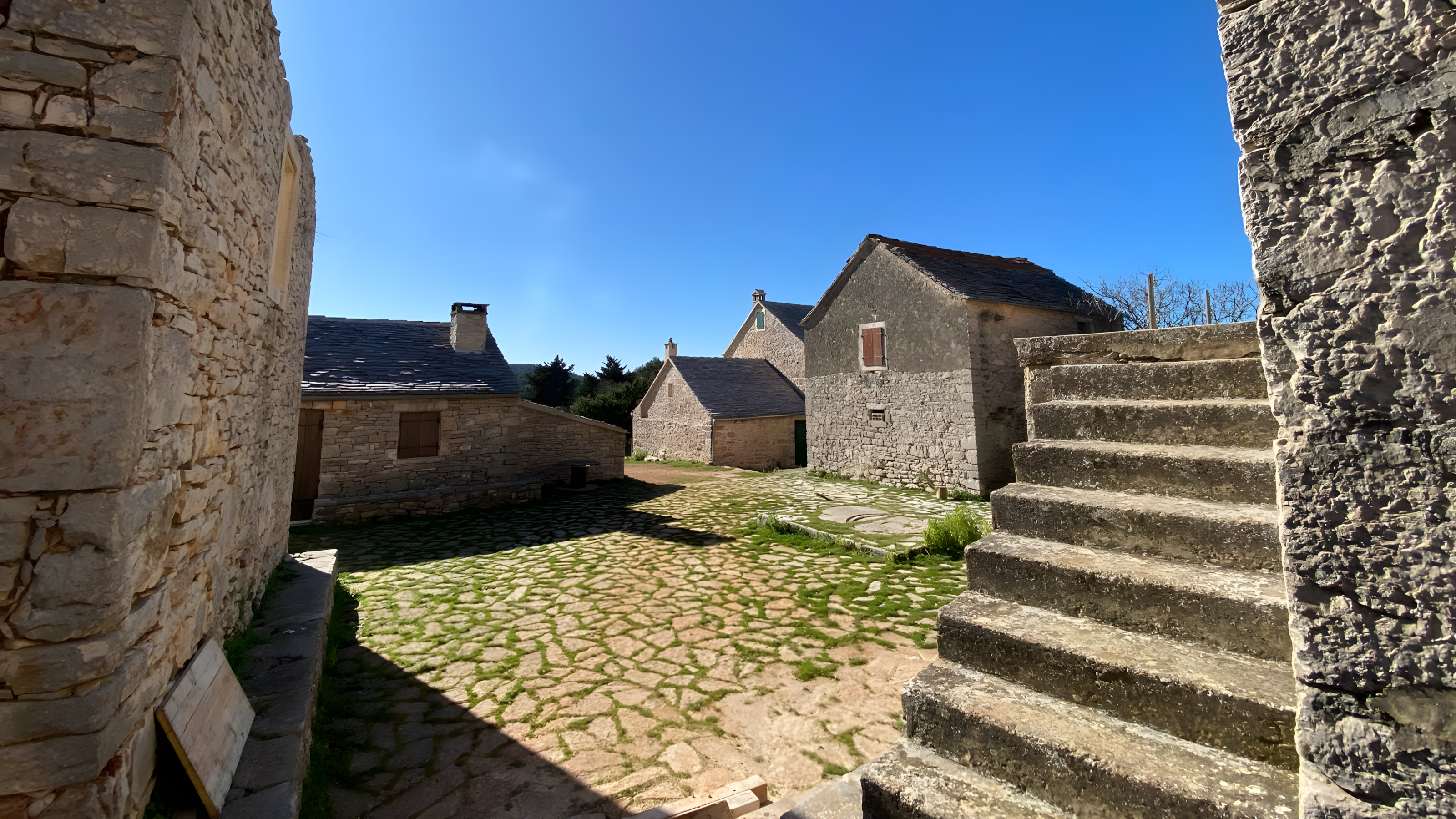 Mr travel humac village humac